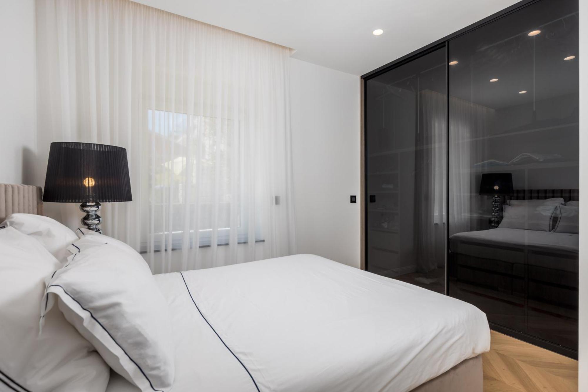Rocky Beach Rooms Нови-Винодолски Экстерьер фото