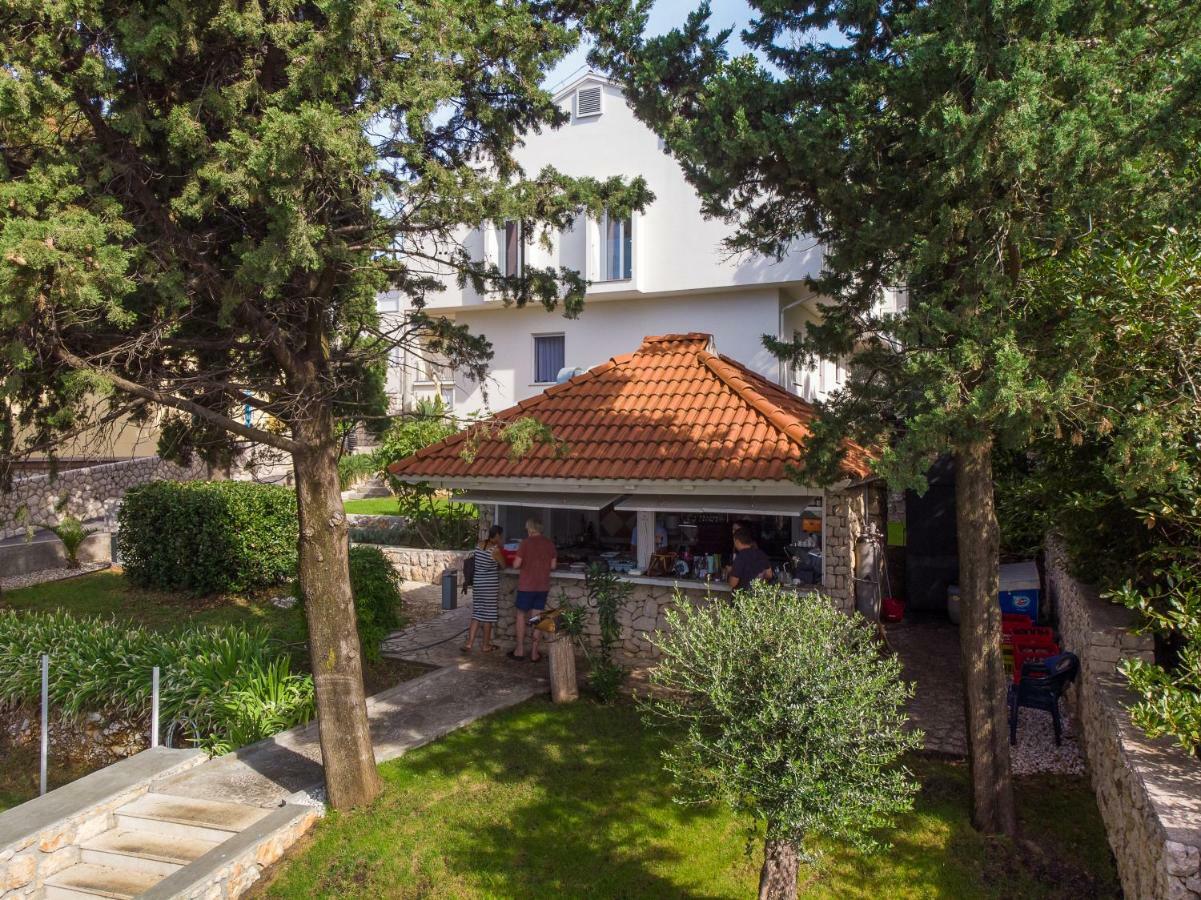 Rocky Beach Rooms Нови-Винодолски Экстерьер фото
